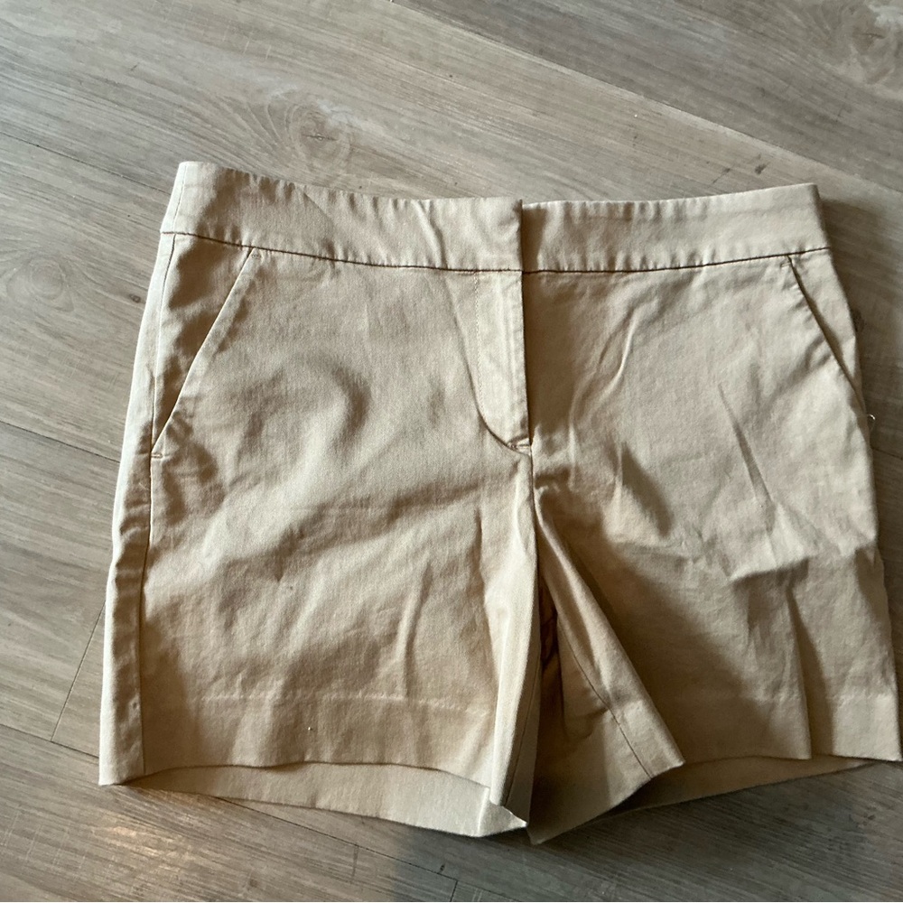 LOFT Classic Tan Women's Shorts